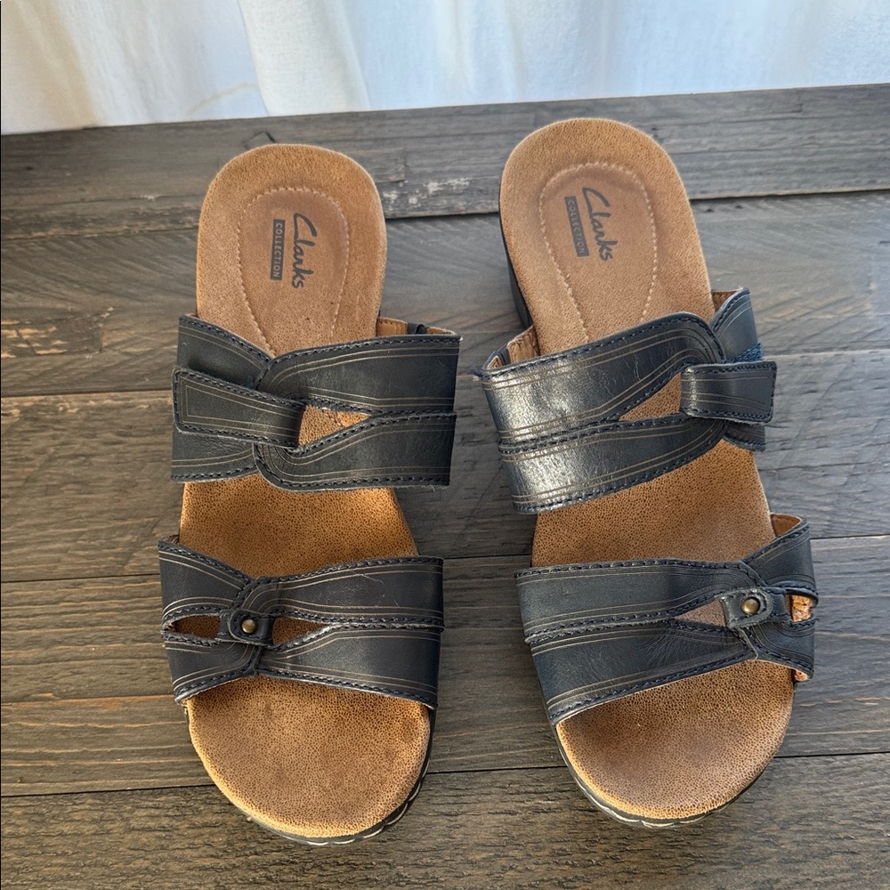 Clarks Dark Navy Leather Slide Sandals Women's Size 8